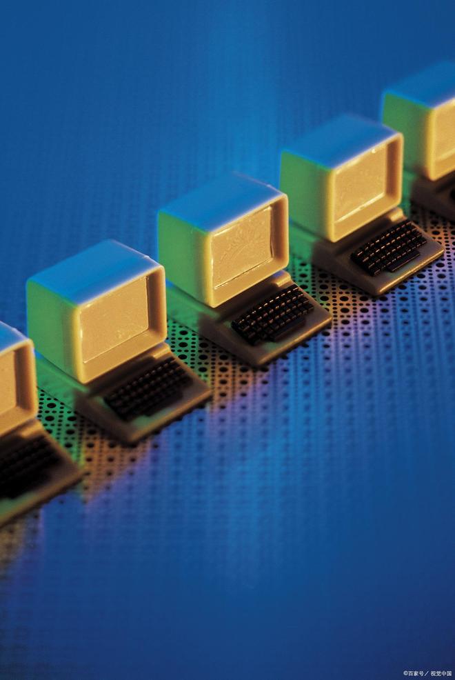 CPO光電共封裝助力AI發展，光電器件企業業績有望增幅300%